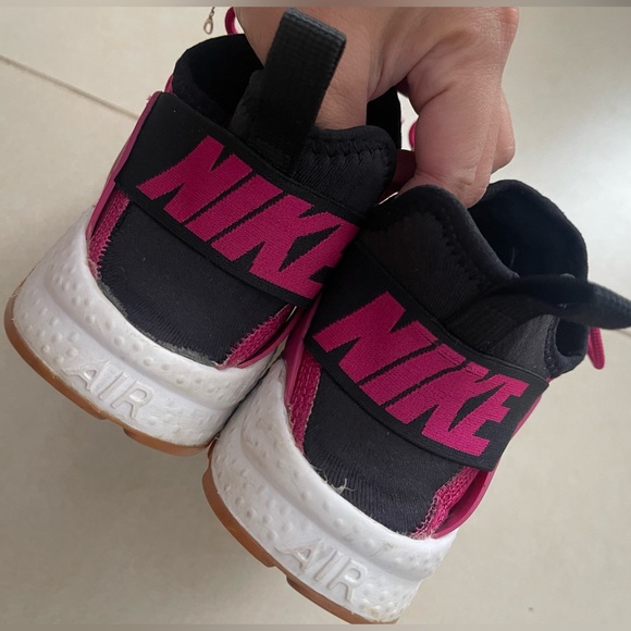 Nike Air Huarache Size 6 - Picture 2 of 5
